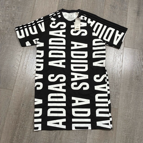 NWT Adidas Essentials Oversized T Shirt Dress Size L - Picture 2 of 8